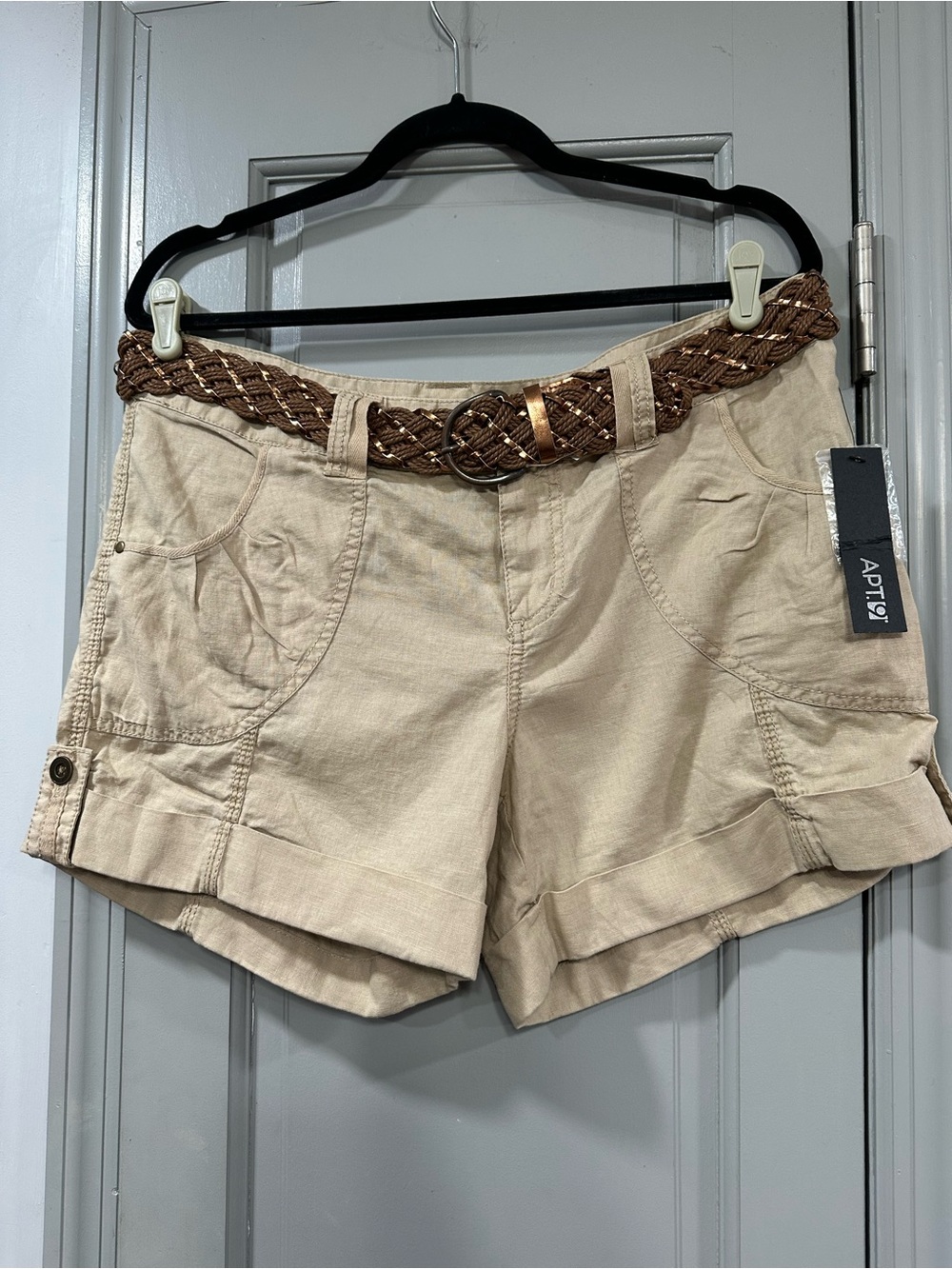 Apt. 9 Women's Cream Cargo Shorts with Braided Brown Belt